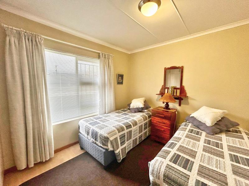 4 Bedroom Property for Sale in Stilbaai Wes Western Cape